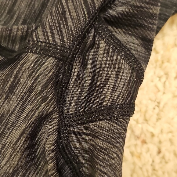 Ododos High Rise Leggings With Pockets - Space Dye Crop - Picture 4 of 6